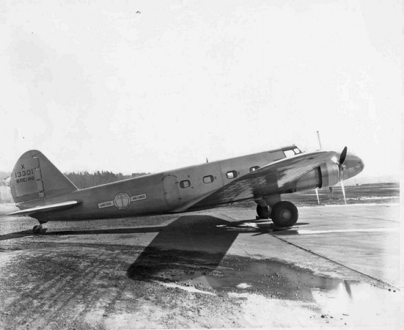 x13301 boeing 247 0822-0004